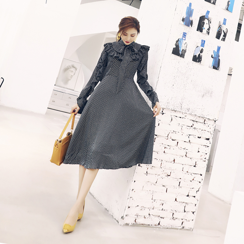 名媛氣質早秋網紅同款波點長袖連衣裙韓版收腰中長款內搭打底裙子